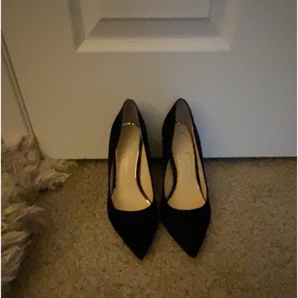 Jessica Simpson heels!!